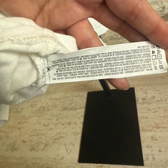 Hello kitty x Forever 21 50th anniversary lace graphic tee  xxl - Picture 10 of 10